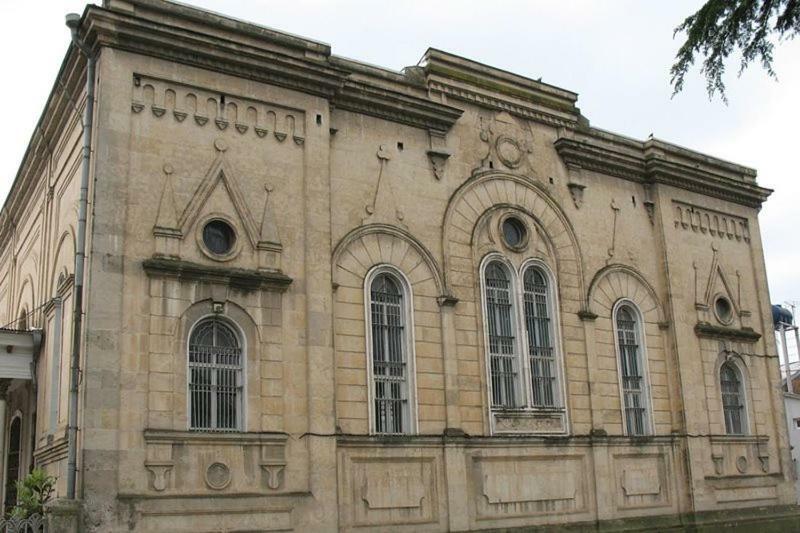 A Rioni Hotel Kutaisi Exterior foto